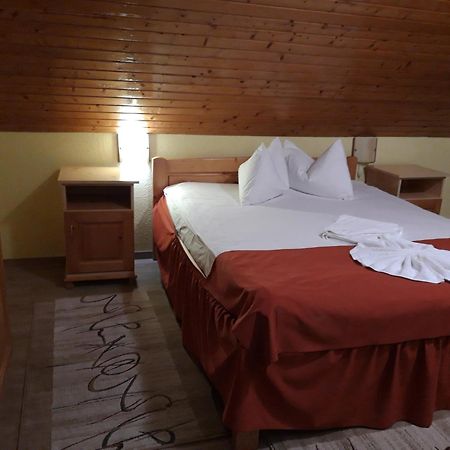 Pension Casa Maria Совата Екстериор снимка